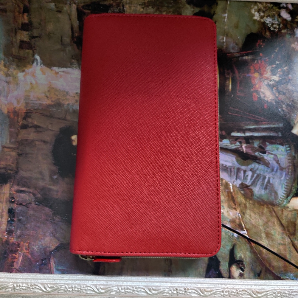 Compact organizer